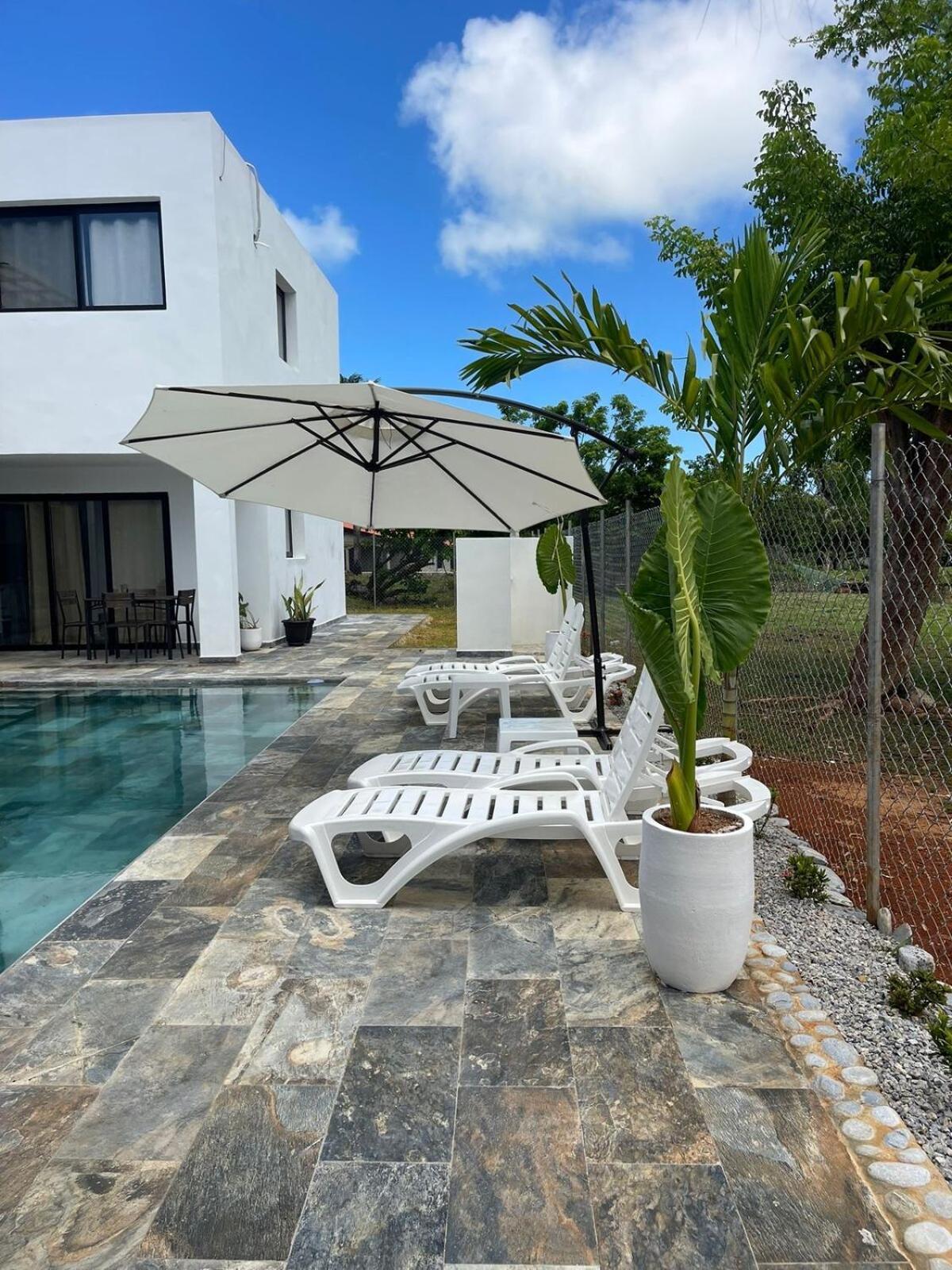 Casa Entre Playas Con Piscina En Galeras Villa Las Galeras