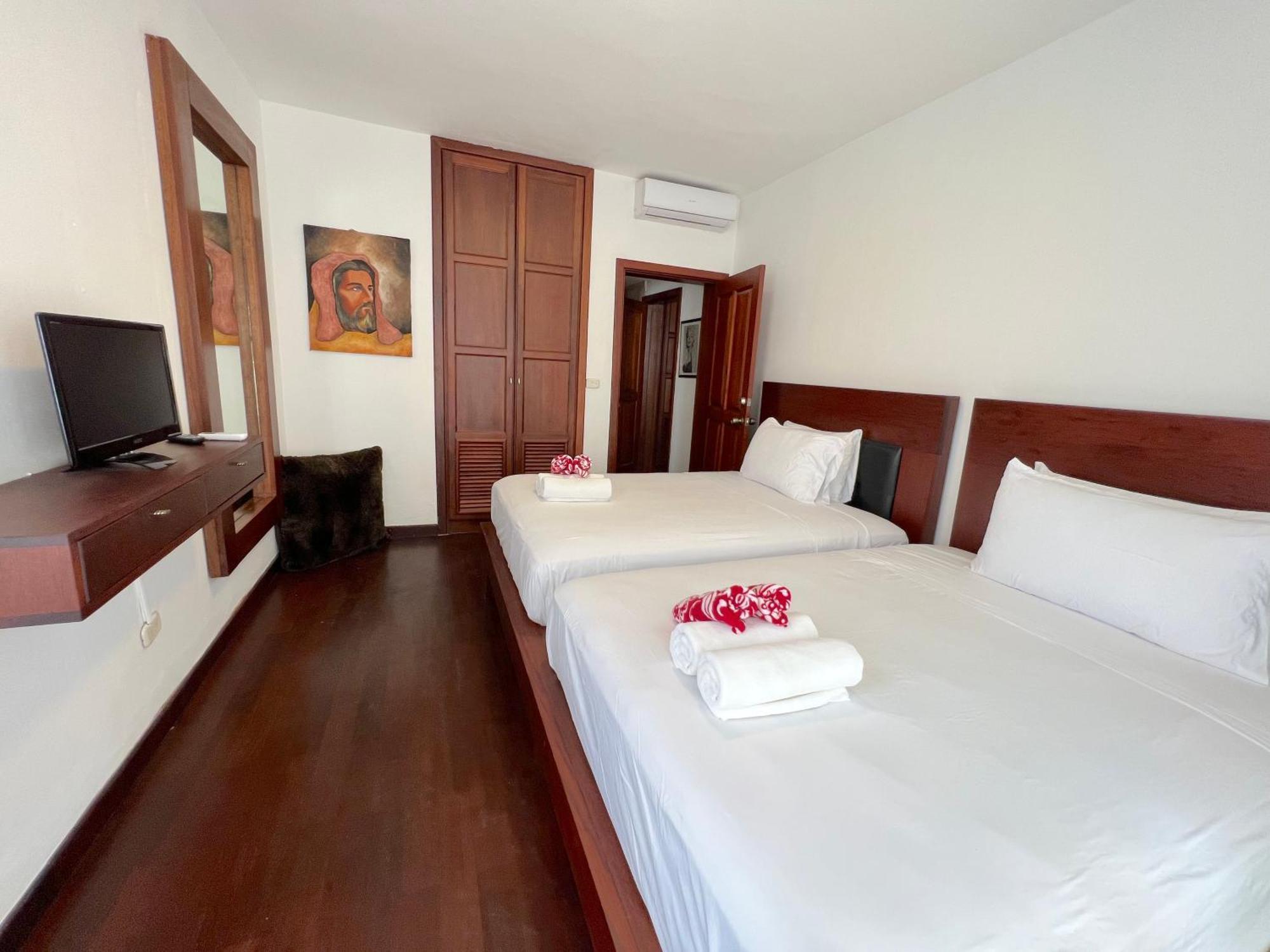Aparthotel Caribbean Village Playa Corales 5*