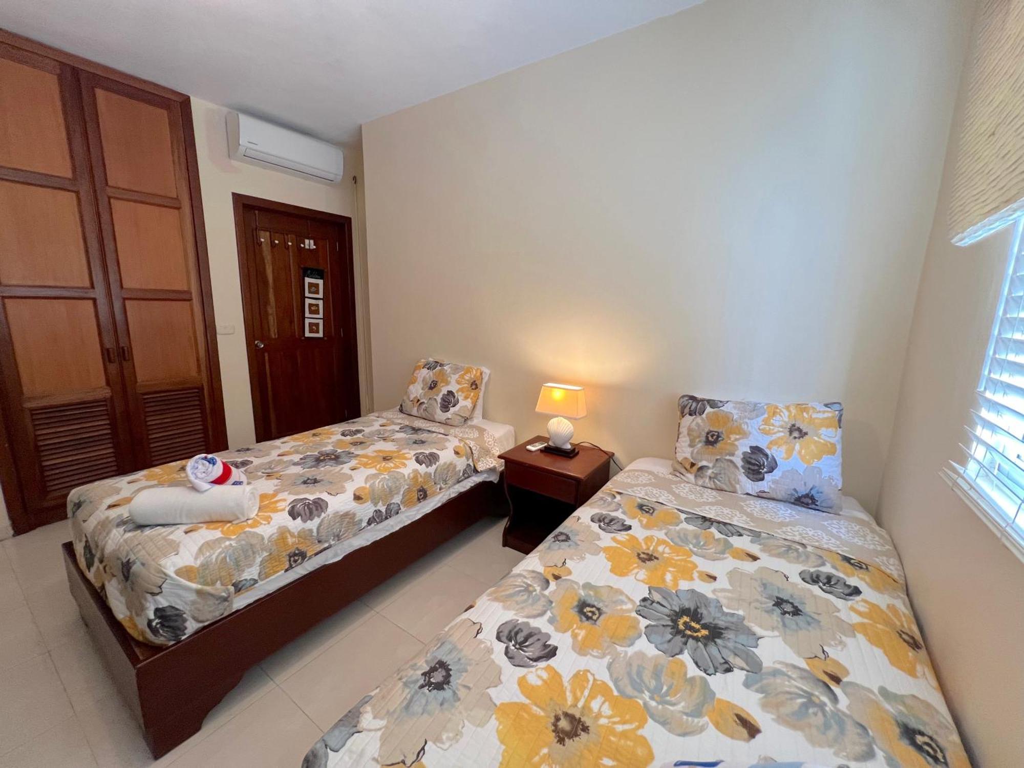 Sunny And - Corales - Great Location With Many Restaurants Aparthotel 5*
