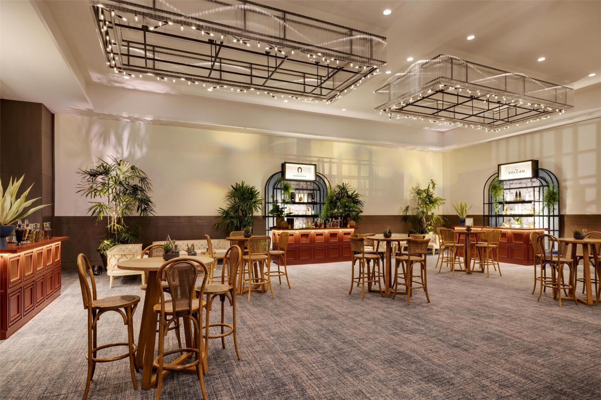 Hotel Santiago, Curio Collection By Hilton 4*