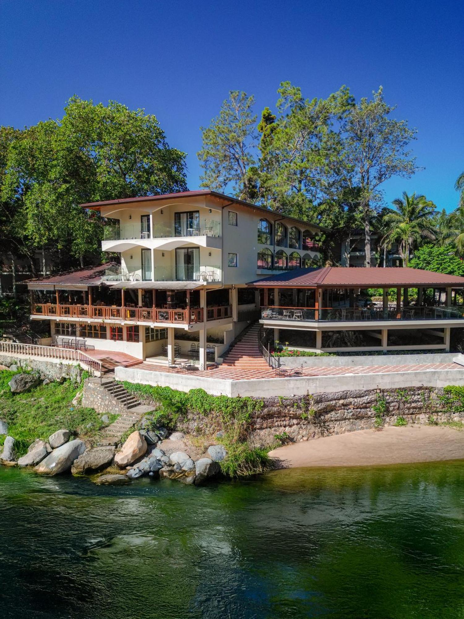 Hotel Gran Jimenoa 4*