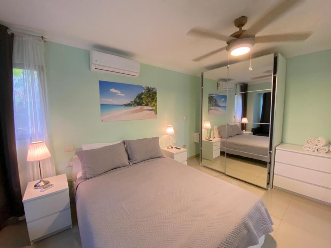 Aparthotel & With Pool And Ocean View Playa Corales
