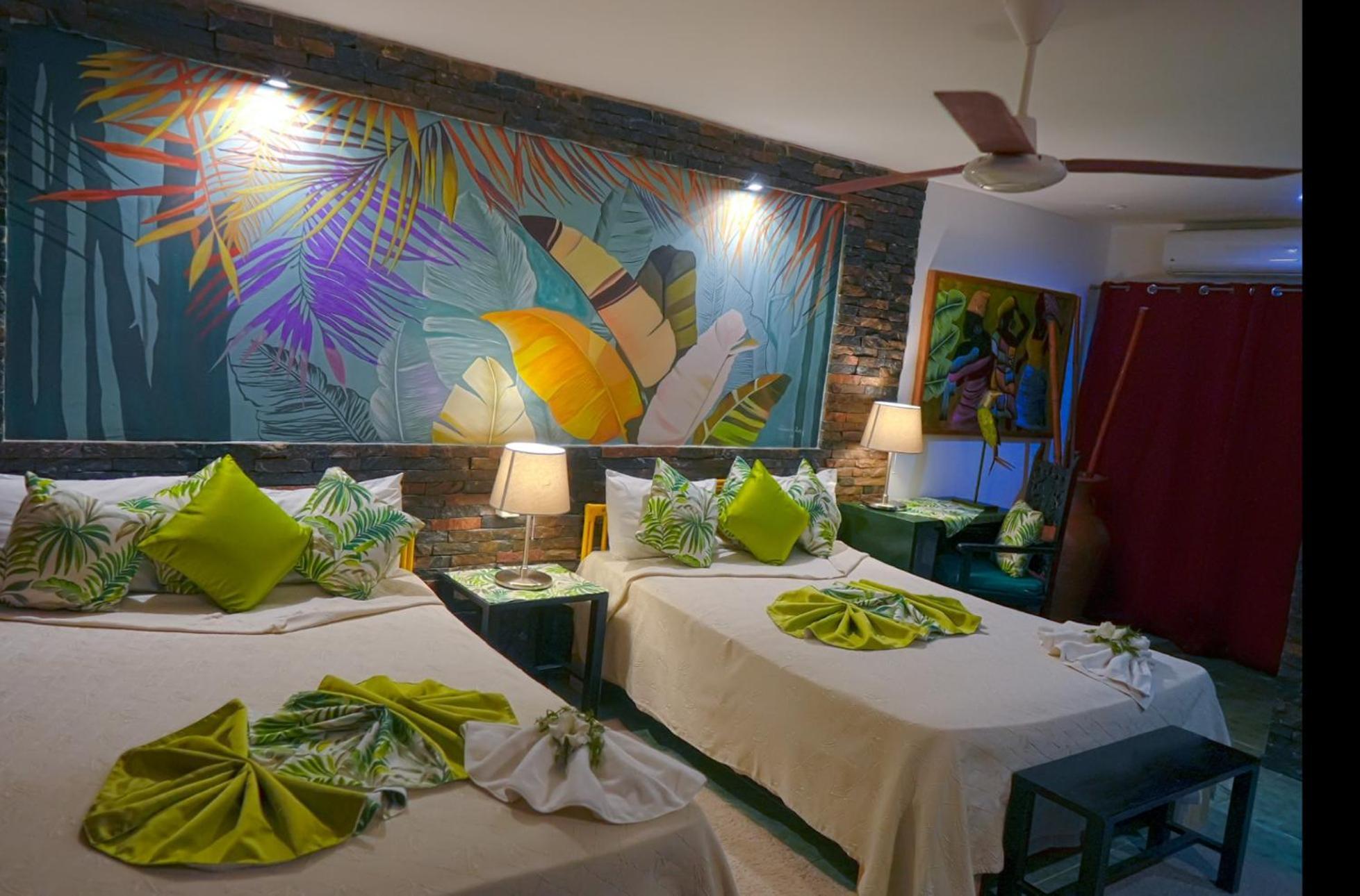 Hotel Coco Plaza 3*