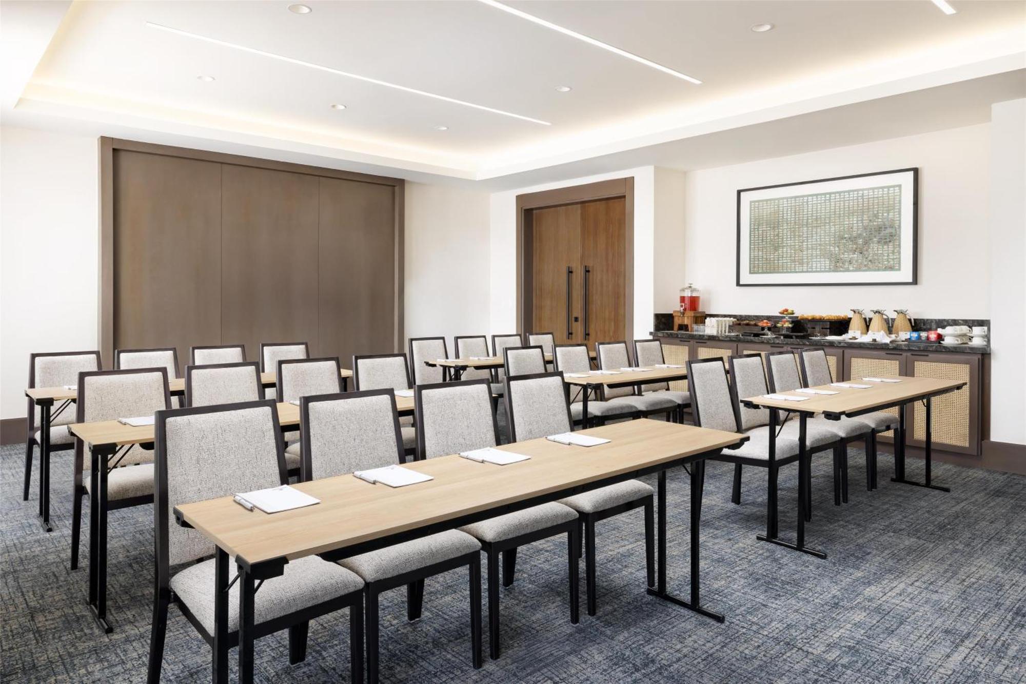 Santiago, Curio Collection By Hilton Hotel