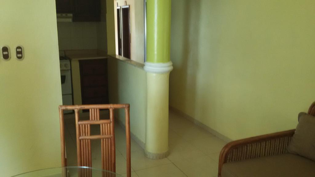Aparthotel Lirio Cala