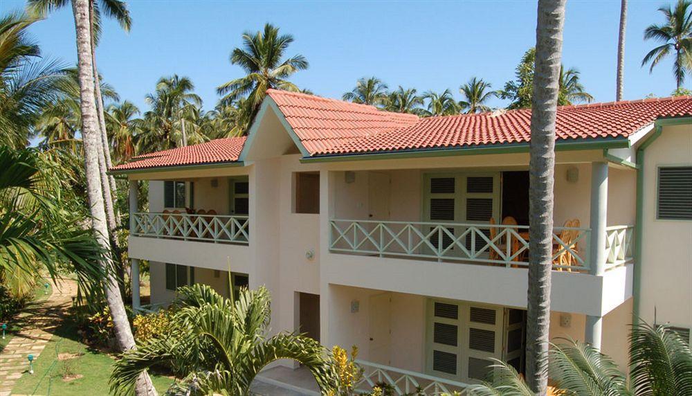 Oasis Terrenas Aparthotel