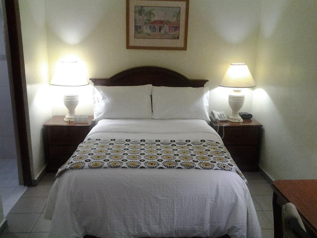 Hotel Micro 2*