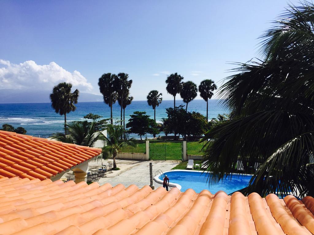 La Saladilla Beach Club