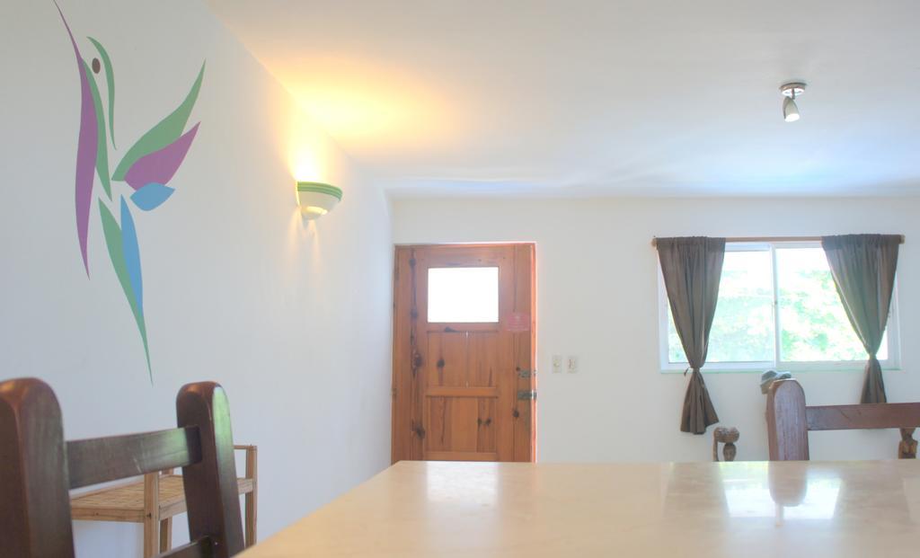 Hummingbird Aparthotel 2*