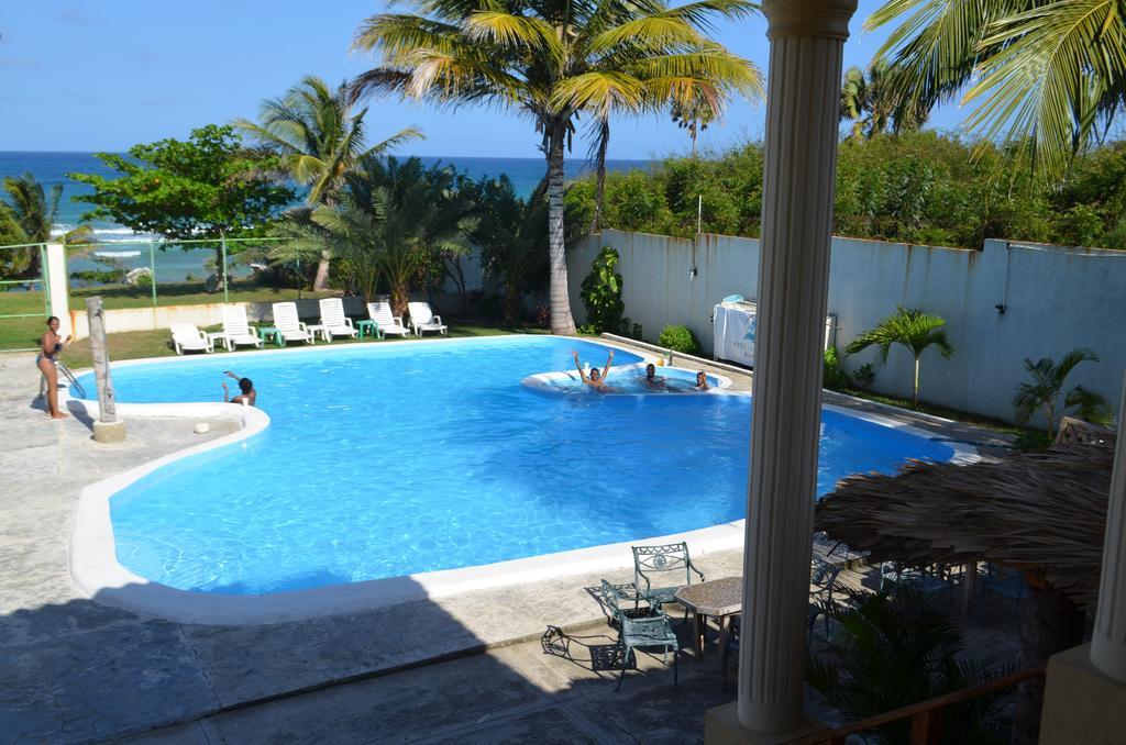 La Saladilla Beach Club Hotel 4*