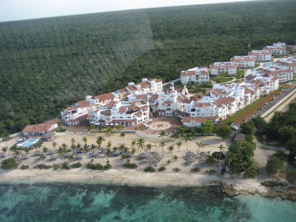 In Cadaques Caribe