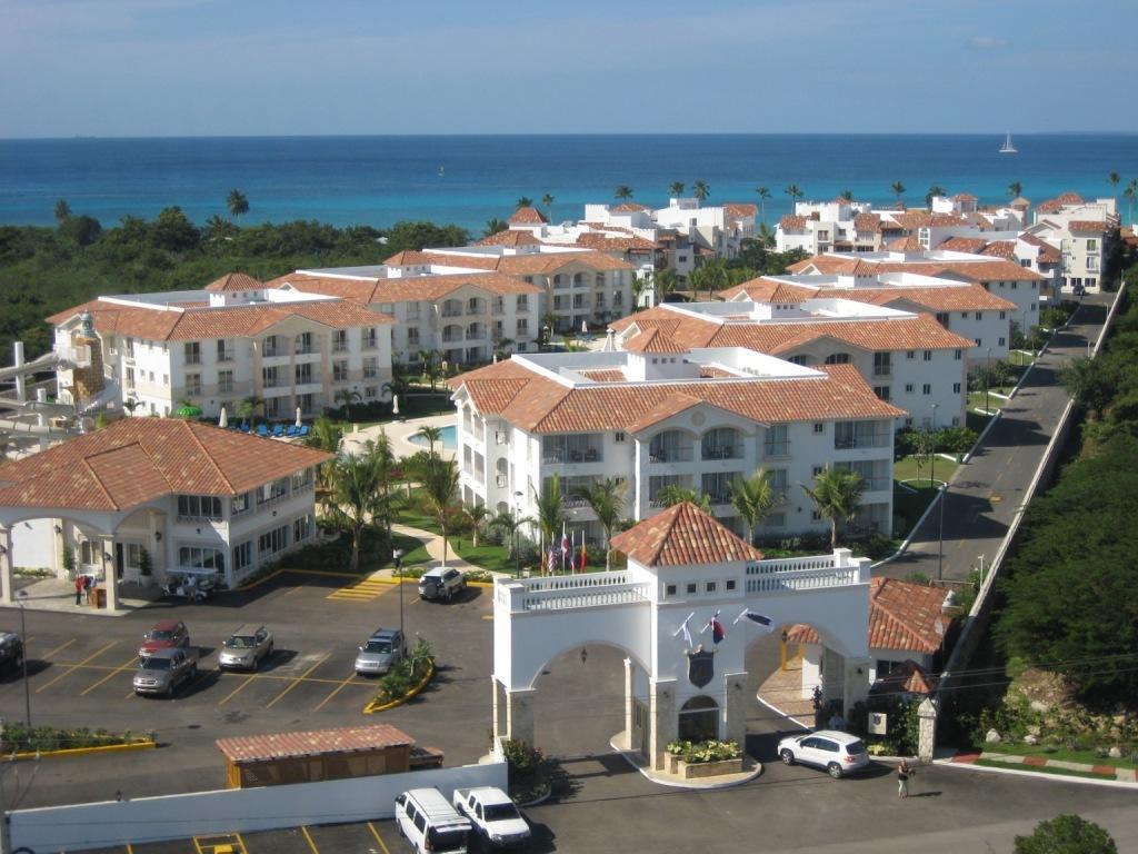 In Cadaques Caribe