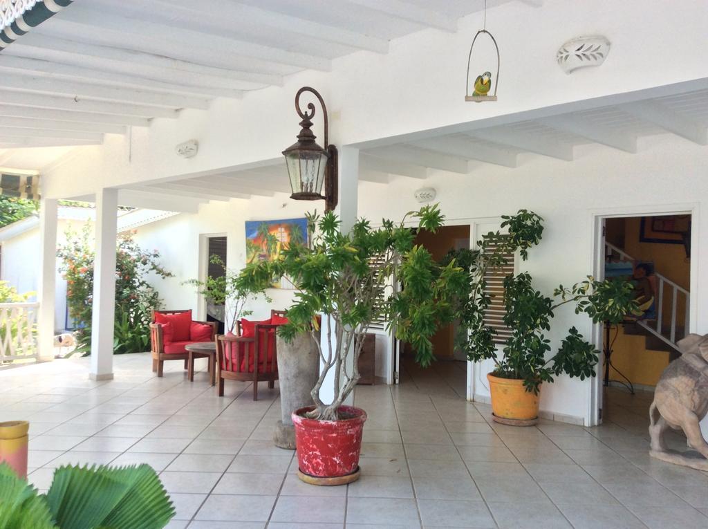 Las Cayenas Beach Hotel