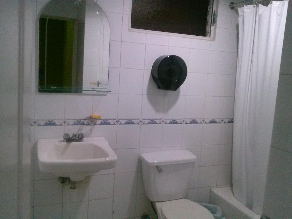 Jardines Metropolitanos 3*