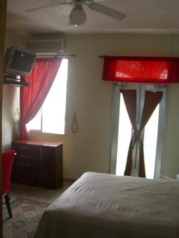 Foreigner's Club Apartment *