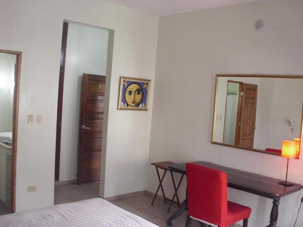 Foreigner's Club Apartment *