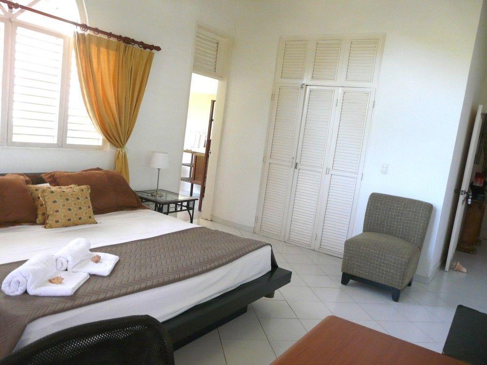 Hotel Vlc *
