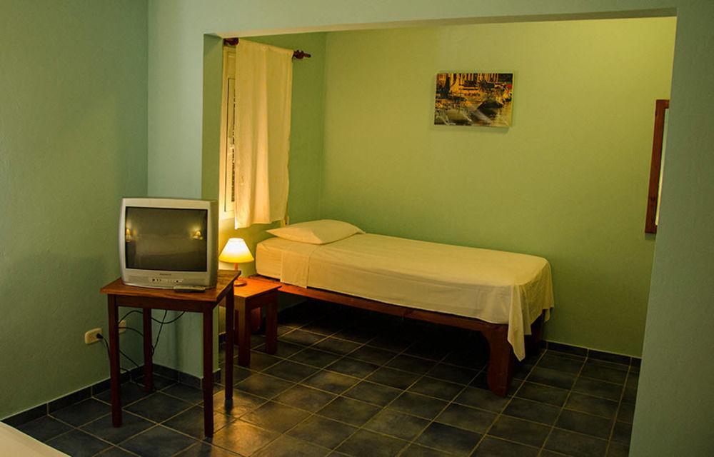 Hotel Capriccio Mare Y Restaurante 3*
