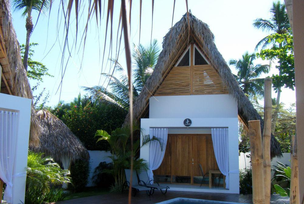 Mahona Hotel 3*
