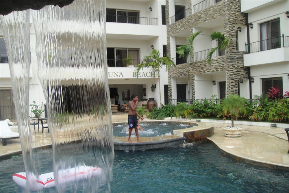 At Grand Laguna By Calisto Apartment *