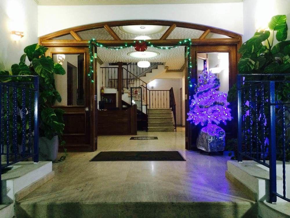 Capri Aparthotel 3*