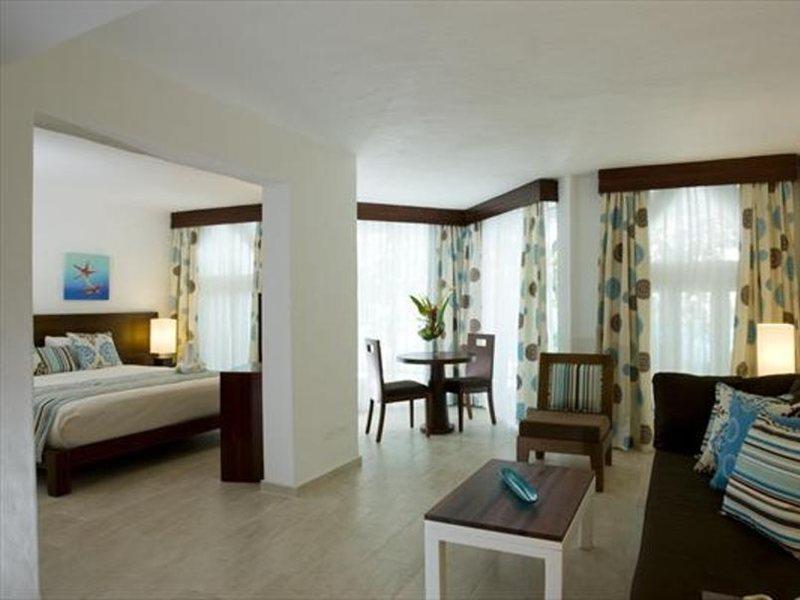 Hotel Grand Paradise