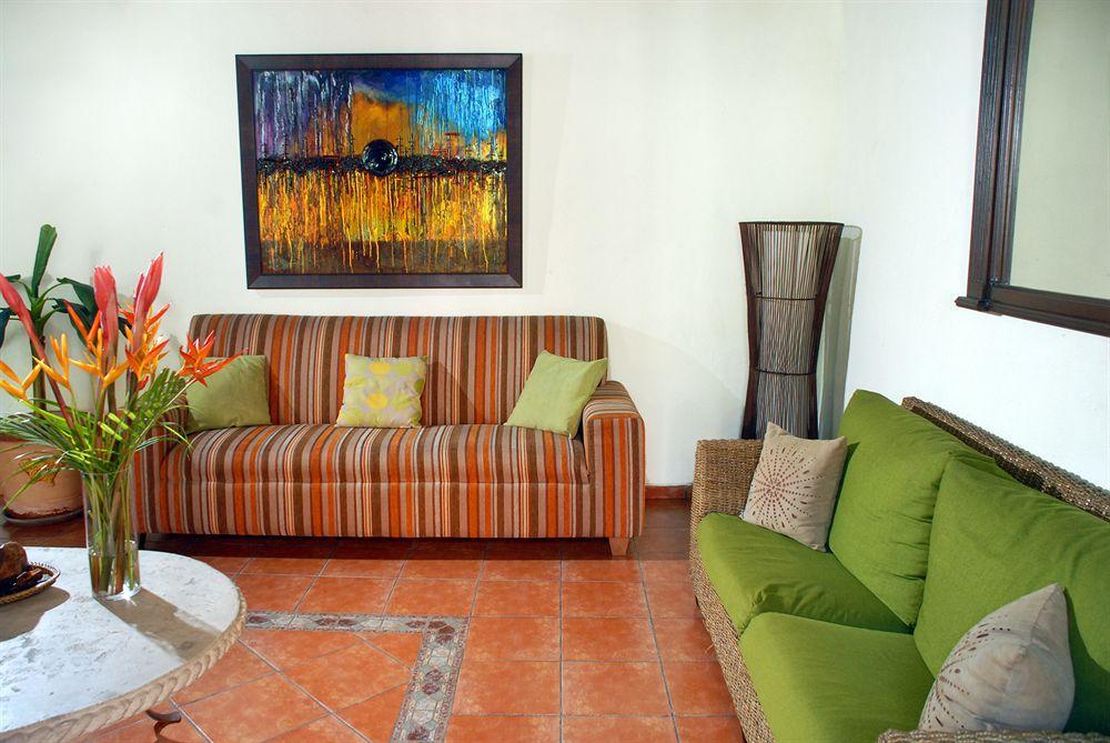 Hotel Colonial