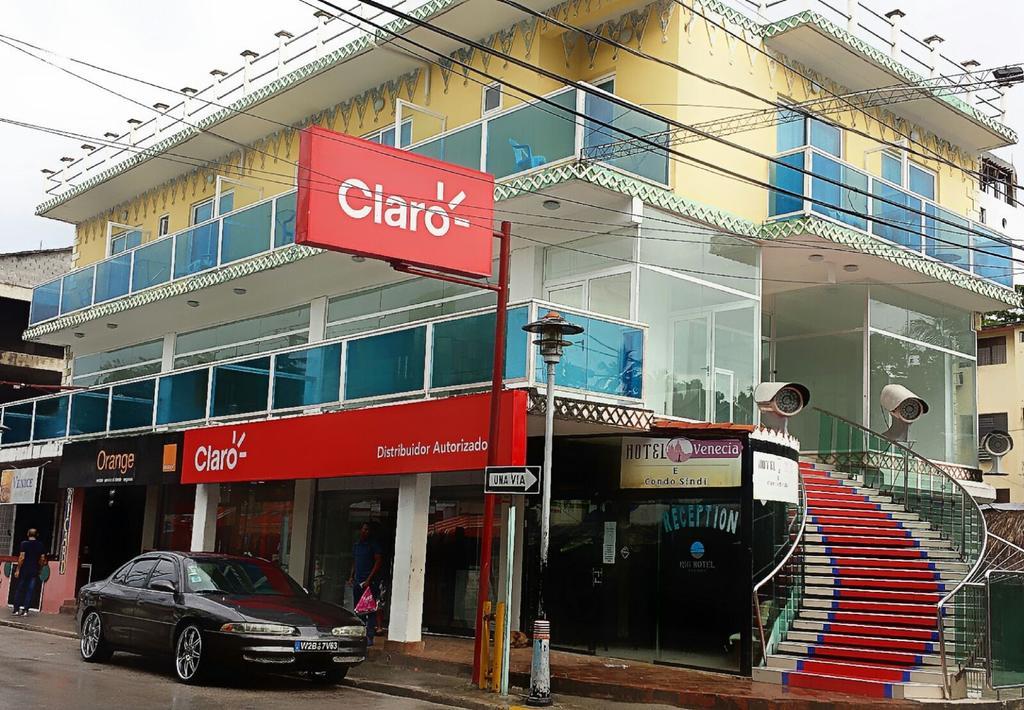 Guest house Rig Plaza Venecia 3*