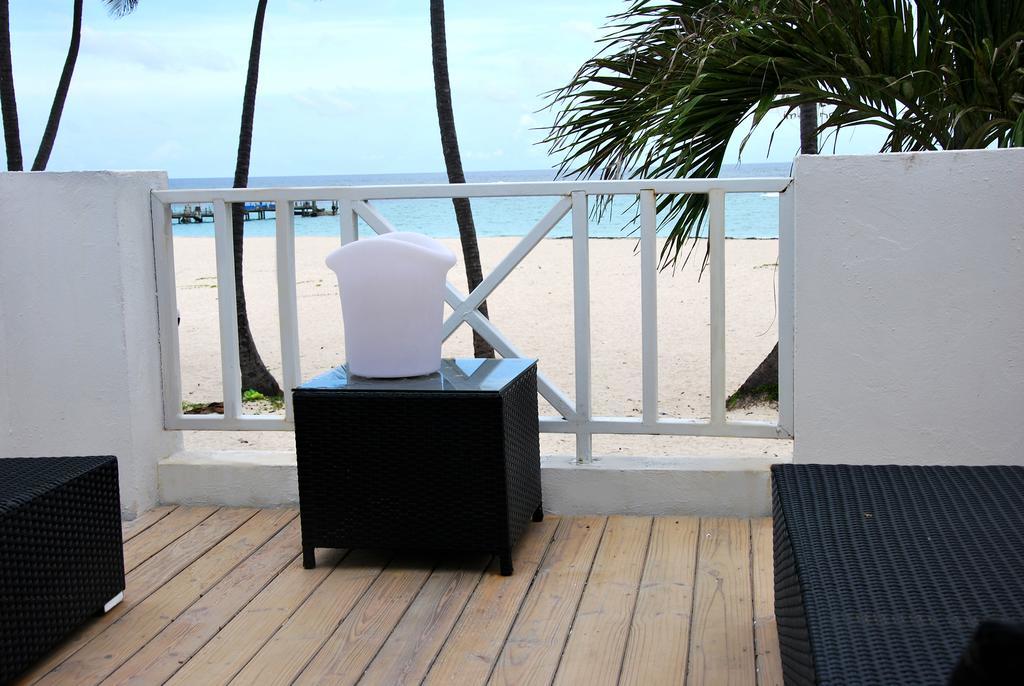 Los Corales Apartment