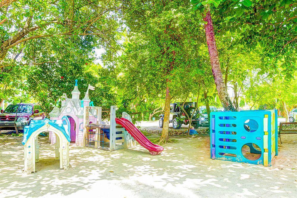 Hotel Aventura Village Los Corales Beach And