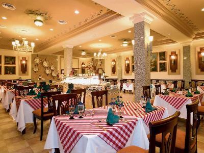Senator Vip Hotel 5*