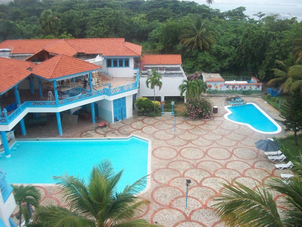 Costa Larimar Hotel 3*