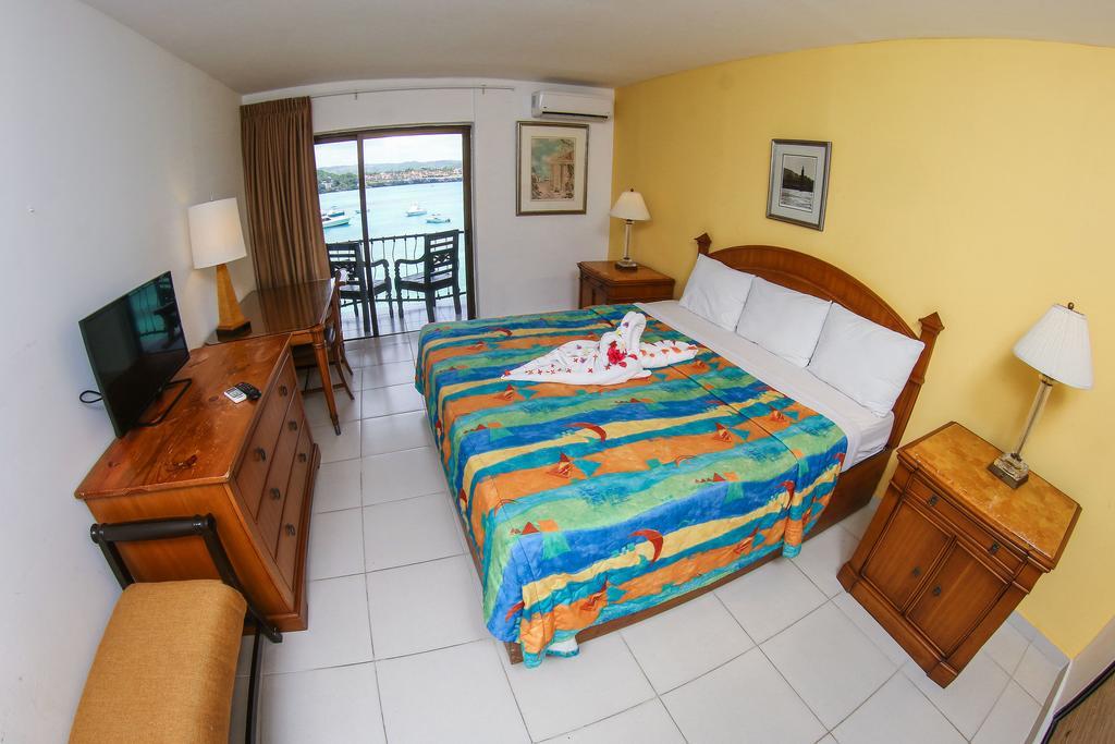 Exxtraordinary - Bellamar Hotel