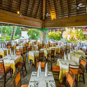 Coral Costa Caribe Hotel