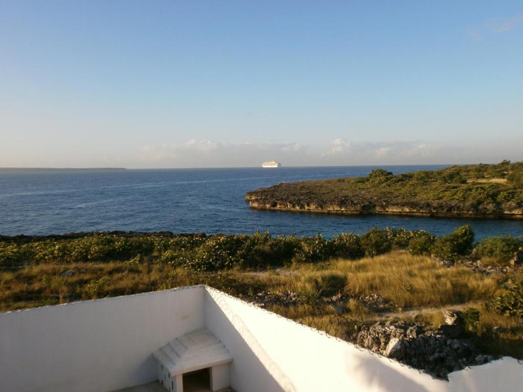 Guest house Guesthouse Villa La Isla *
