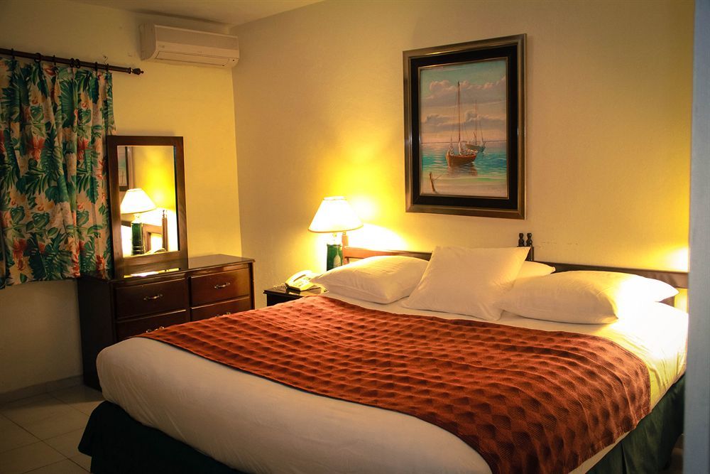 Hotel Real Bella Vista 3*