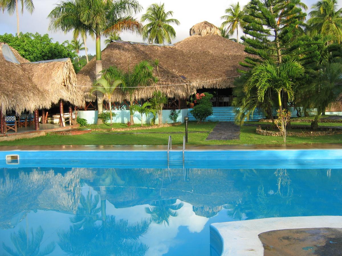Las Pascualas Beach 93b1 *
