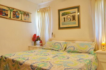 Garden View Villa *
