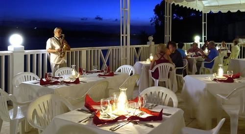 Exxtraordinary - Bellamar 3*