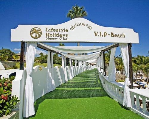 Lifestyle Crown (adults Only) 3*