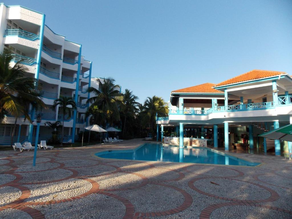 Hotel Costa Larimar 3*