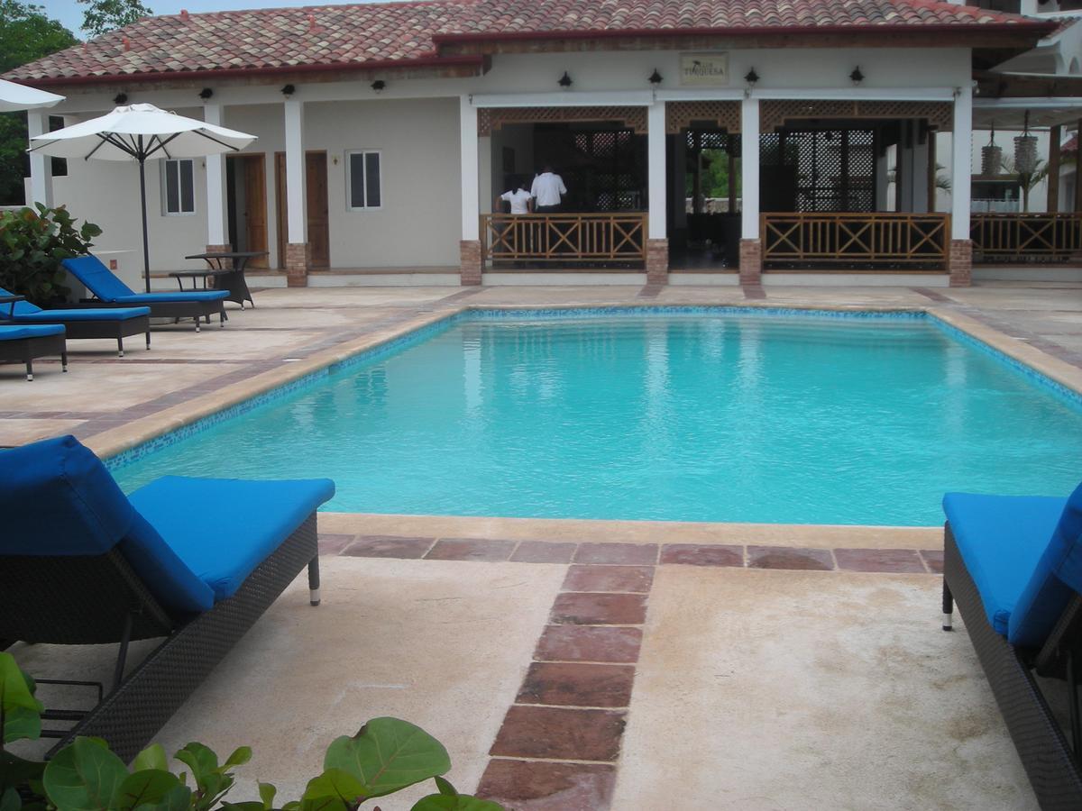 Titty's Paradise Aparthotel
