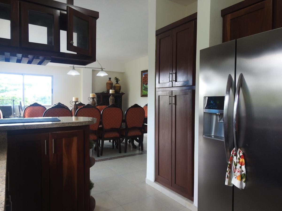 Guest house Long Beach *
