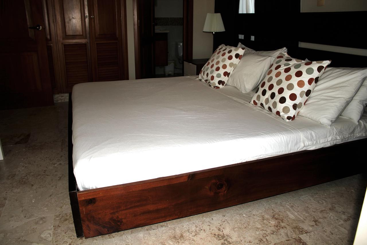 Los Corales Apartment *