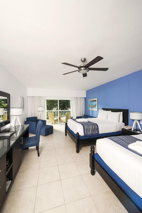 Privilege Club At Ocean Blue & Sand *