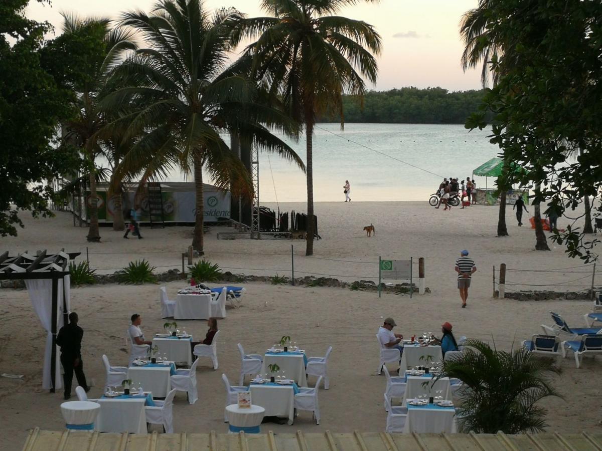 Venesa * Boca Chica