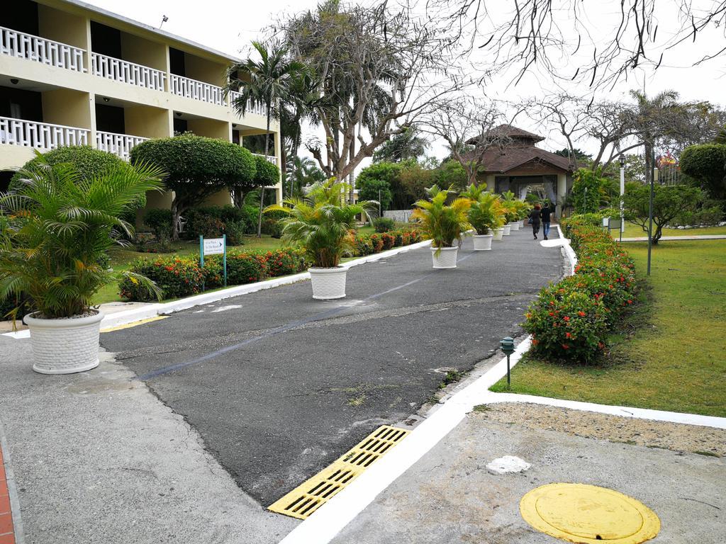 Venesa Boca Chica