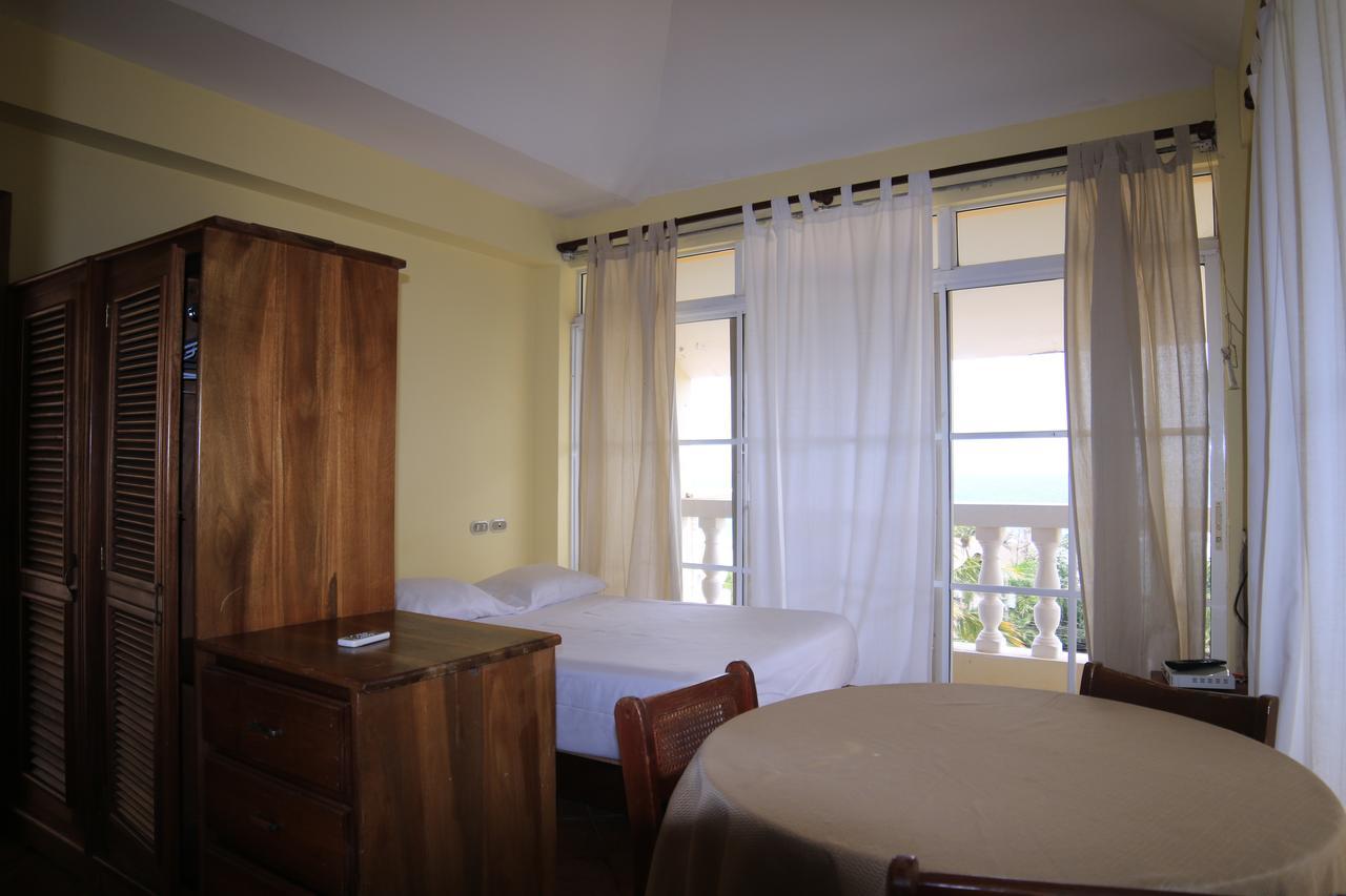 Resort Residencial Las Palmeras De Willy