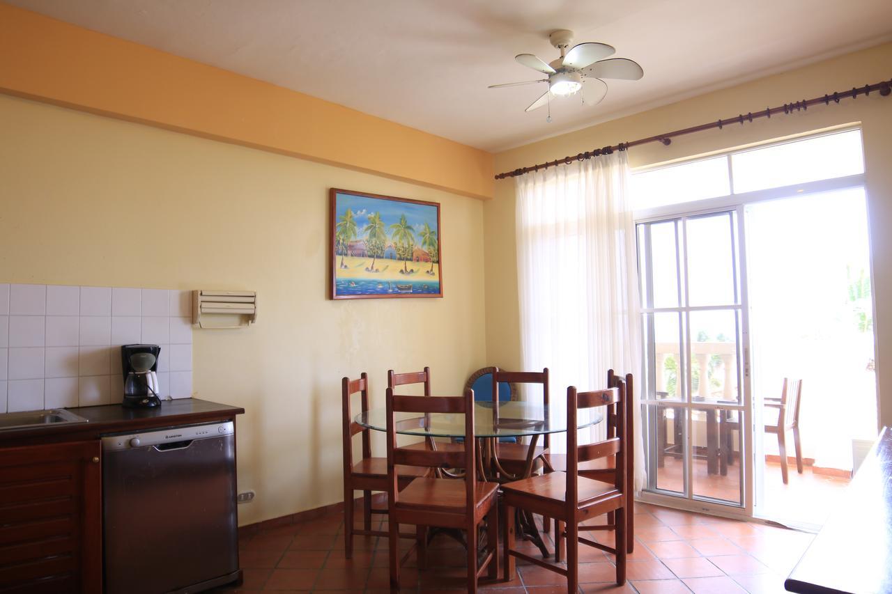Residencial Las Palmeras De Willy Resort Boca Chica