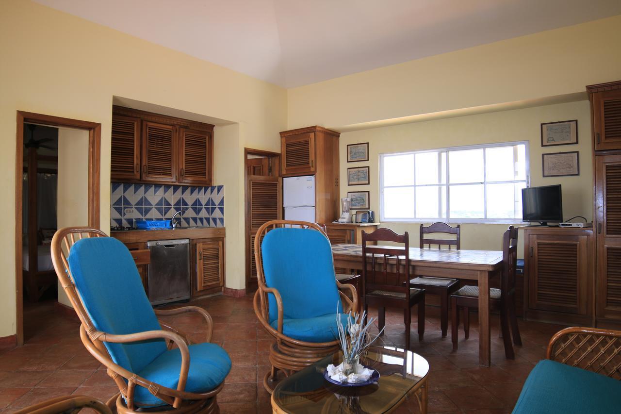 Resort Residencial Las Palmeras De Willy Boca Chica